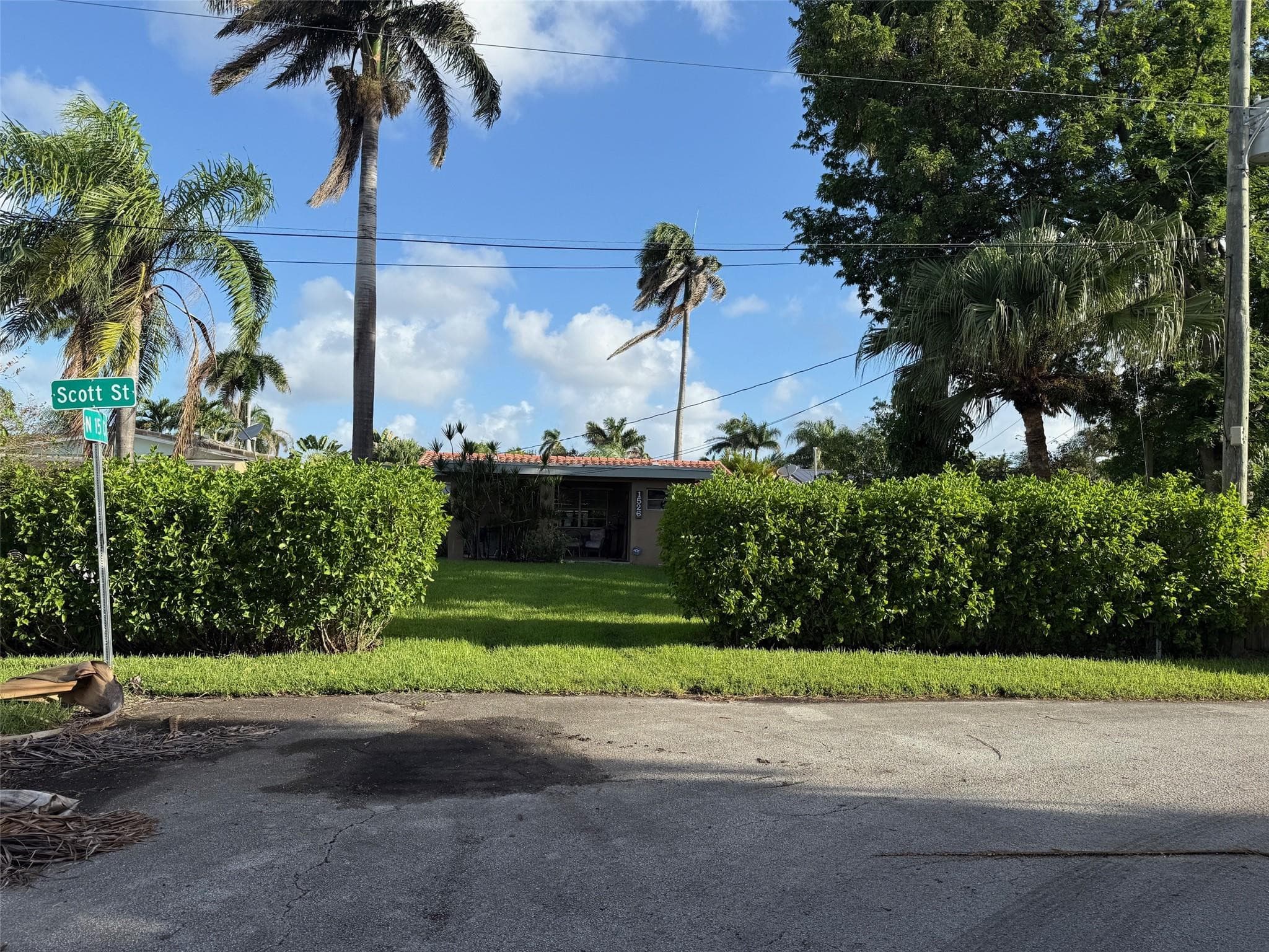 1526 Shenandoah Street, Hollywood, FL 33020 — photo 2 of 5