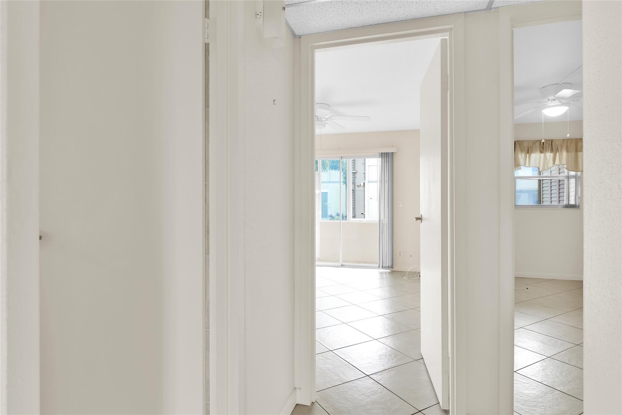 736 Flanders P 736, Delray Beach, FL 33484 — photo 12 of 41