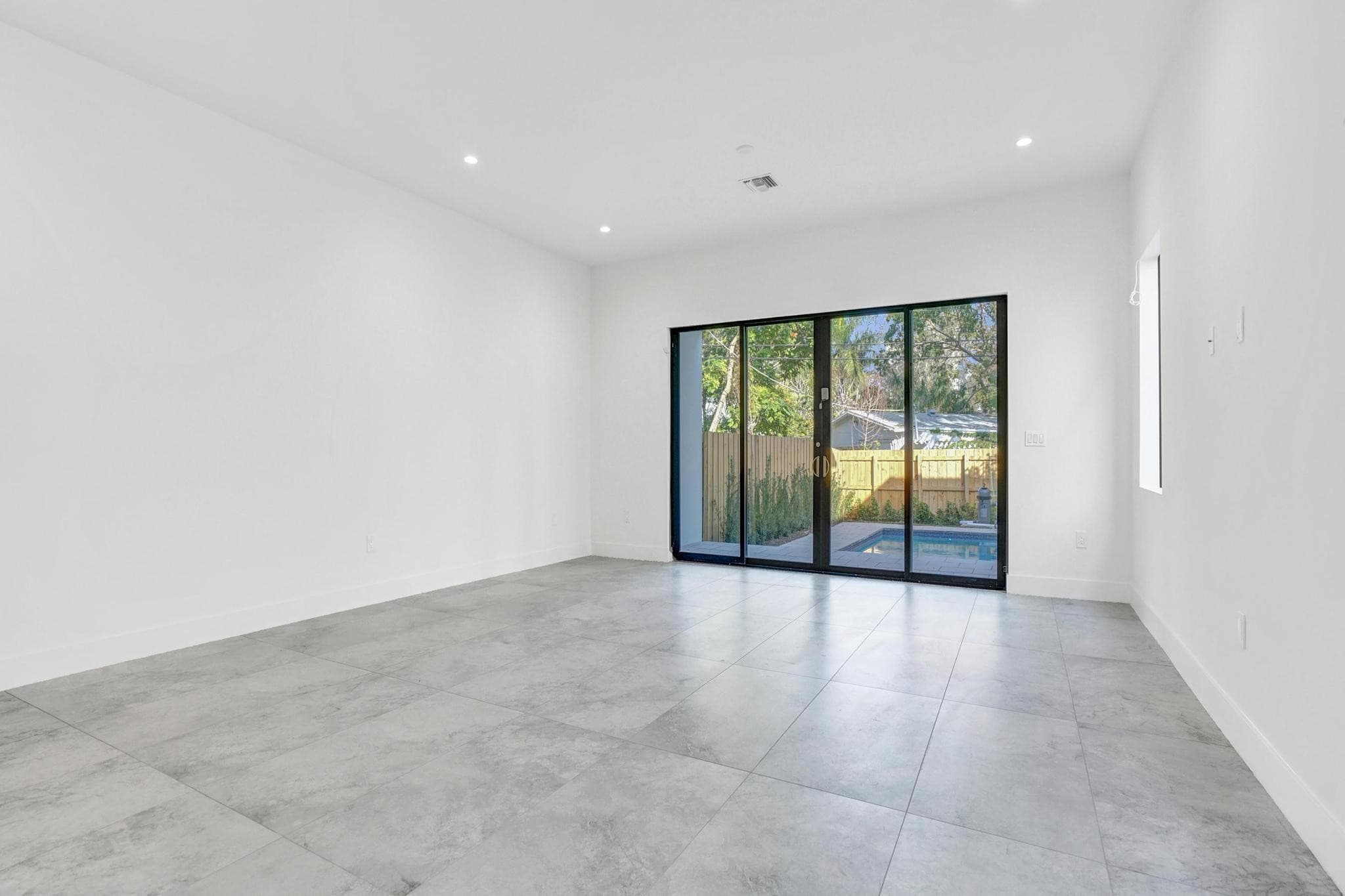 604 SW 7th Avenue, Fort Lauderdale, FL 33315 — photo 12 of 50