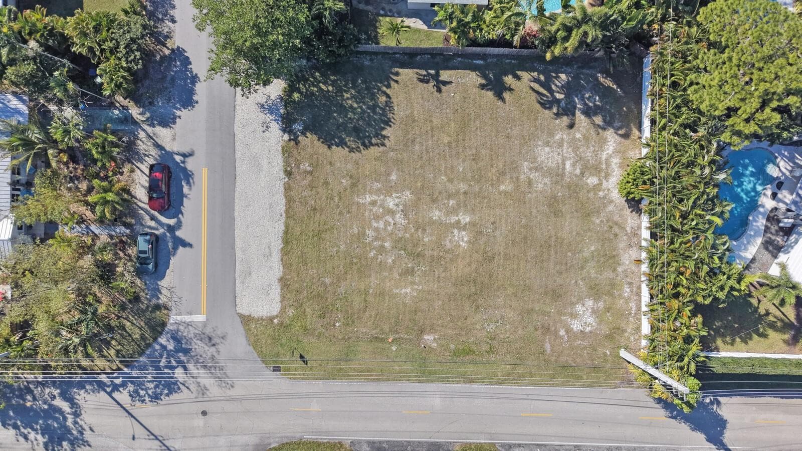435 NE 25th Street, Wilton Manors, FL 33305 — photo 1 of 17