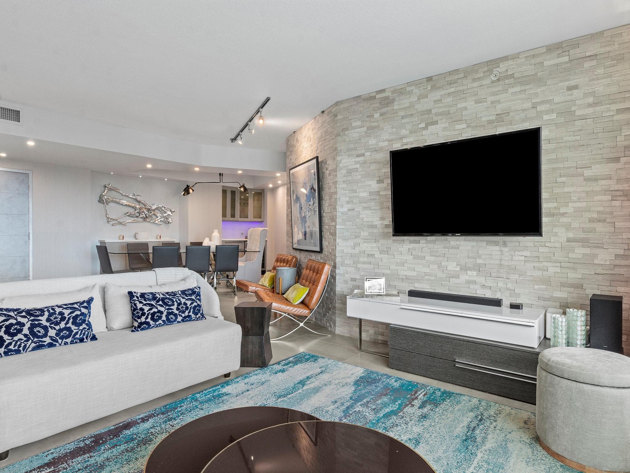 347 N New River Drive 1401, Fort Lauderdale, FL 33301 — photo 18 of 78