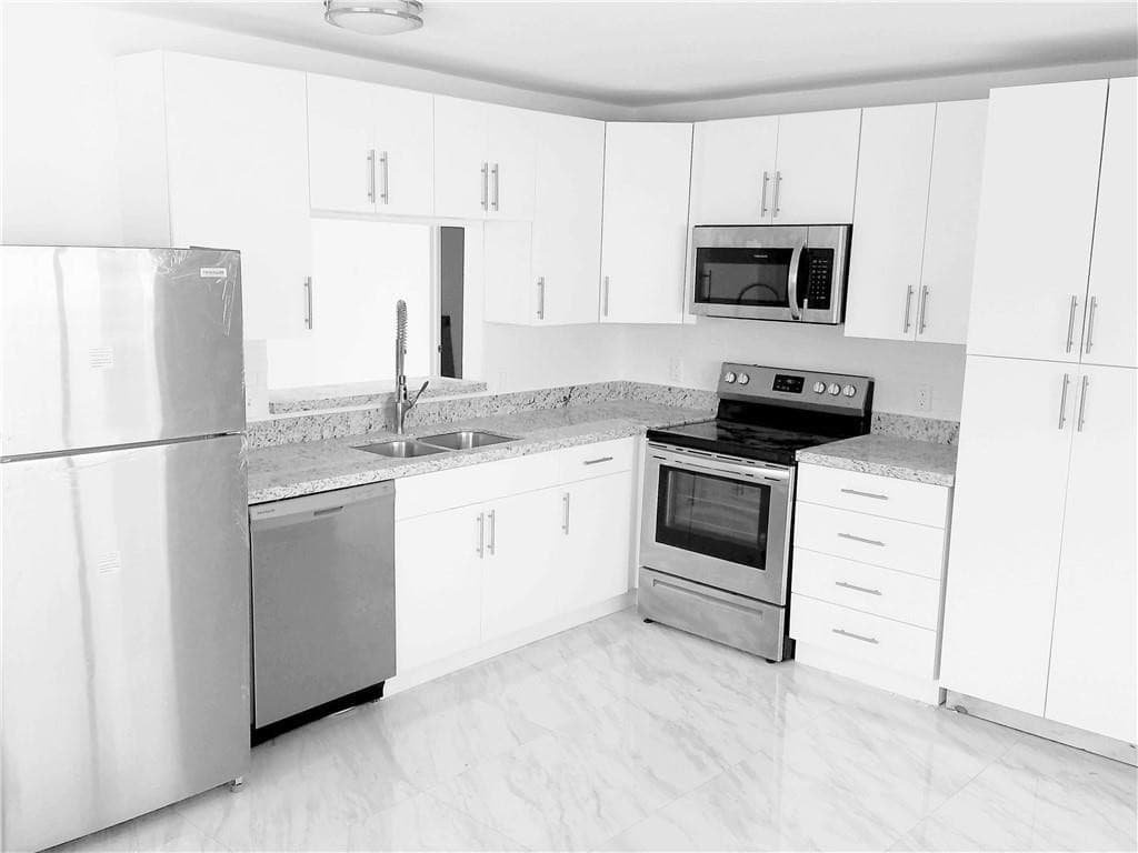 1826 Johnson Street 1834, Hollywood, FL 33020 — photo 2 of 10