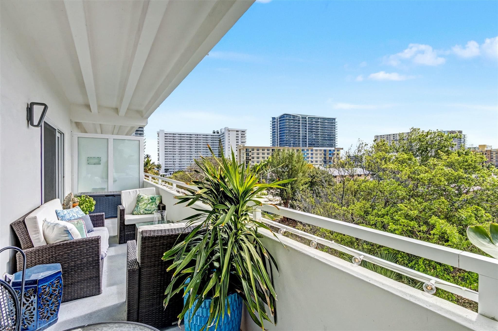 3212 NE 12th Street 502, Pompano Beach, FL 33062 — photo 32 of 44