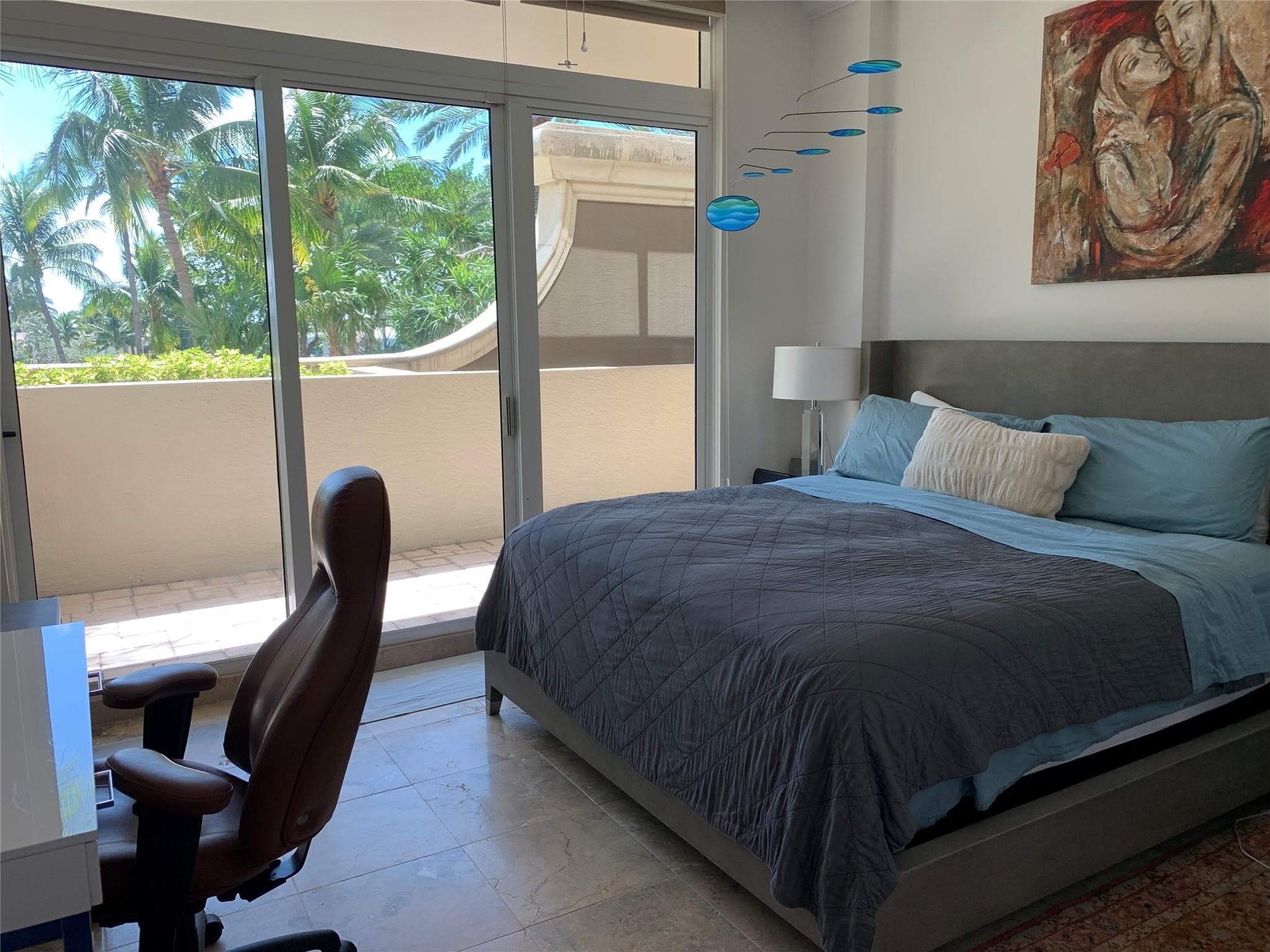 Condominium in Hillsboro Beach — photo 19 of 28