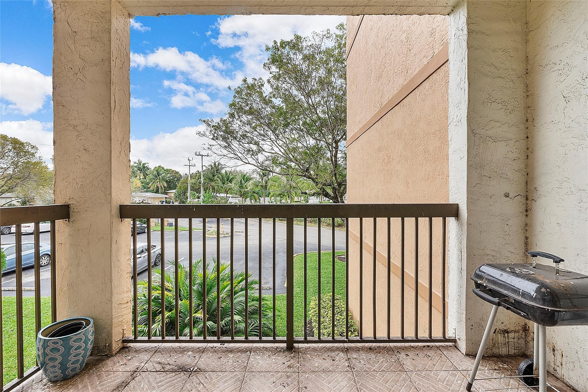 701 NW 19th Street 202, Fort Lauderdale, FL 33311 — photo 26 of 33
