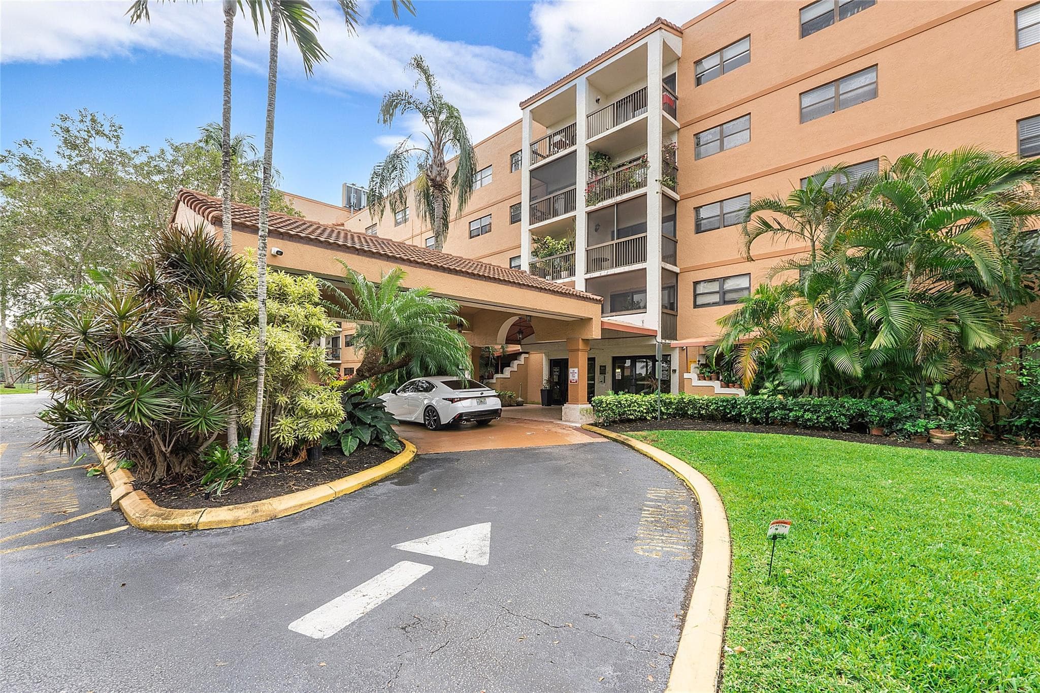 701 NW 19th Street 202, Fort Lauderdale, FL 33311 — photo 31 of 33