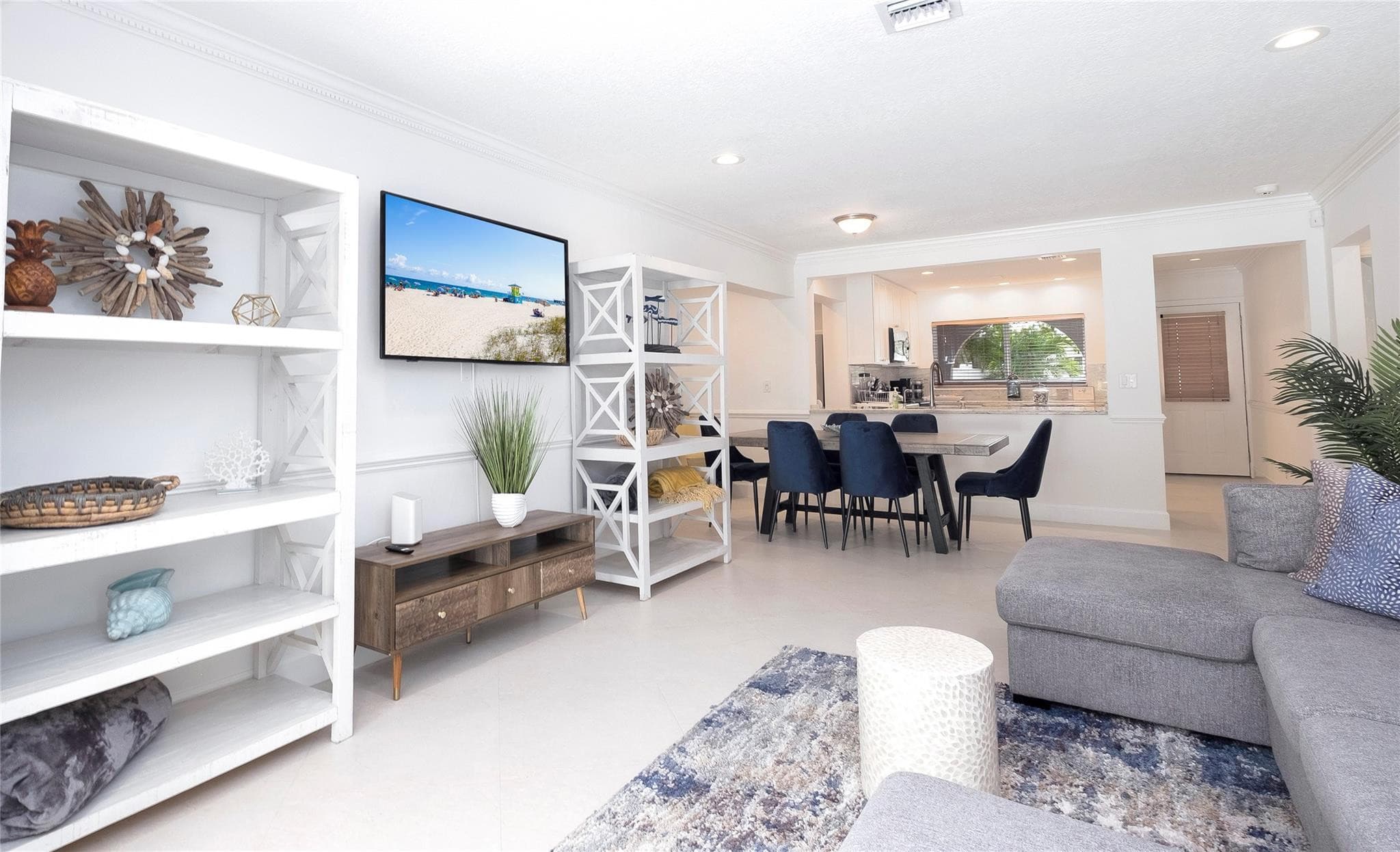 1240 SW 13th Circle, Fort Lauderdale, FL 33315 — photo 6 of 53
