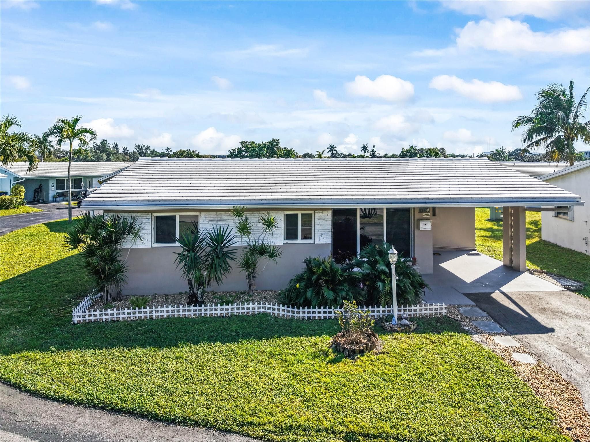 3140 Sheridan Lane, Hollywood, FL 33021 — photo 10 of 49