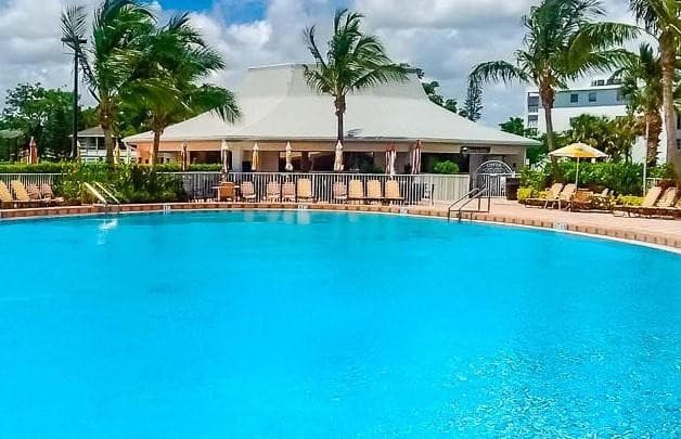 290 Farnham M, Deerfield Beach, FL 33442 — photo 23 of 44