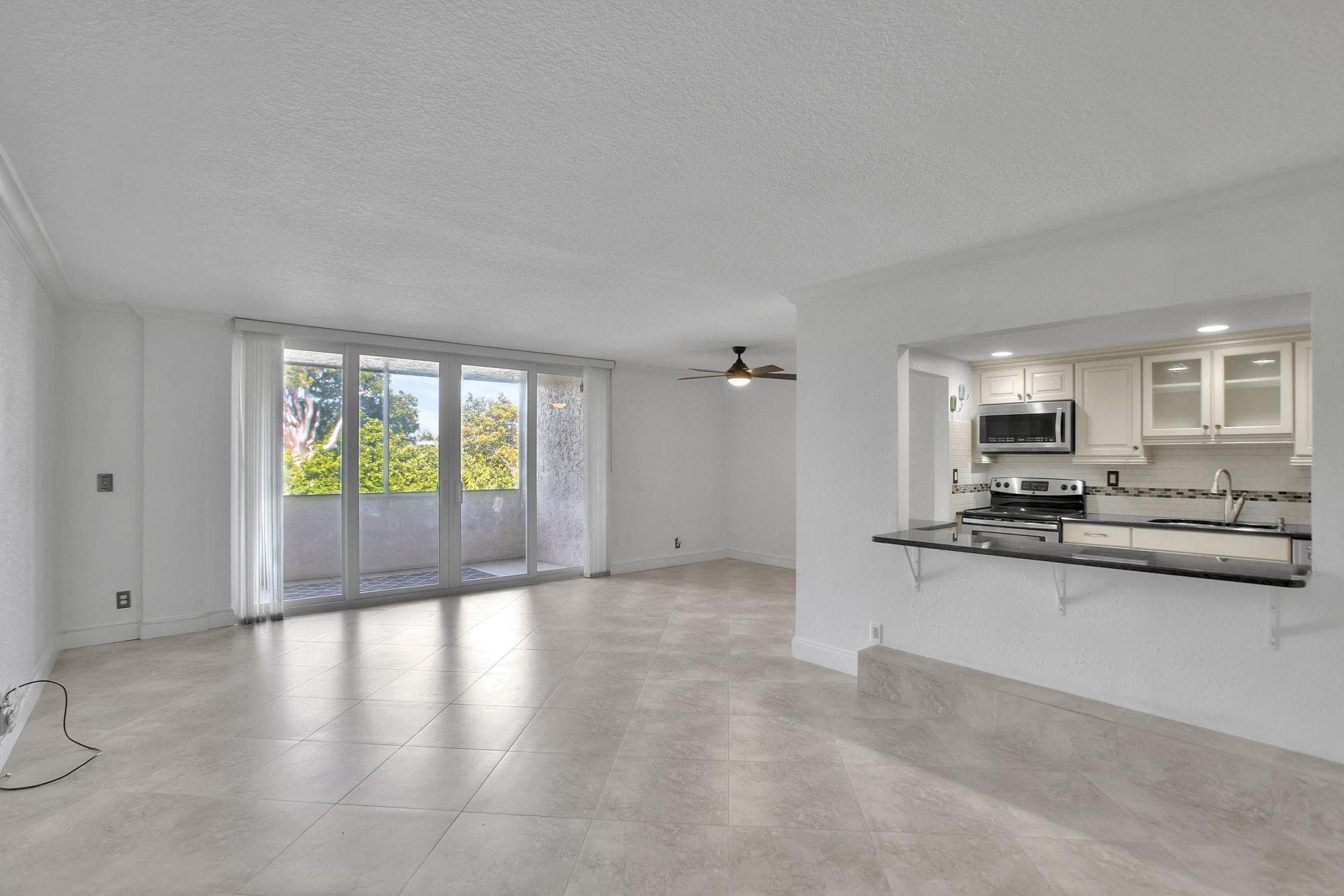 740 S Federal Highway 202, Pompano Beach, FL 33062 — photo 12 of 74