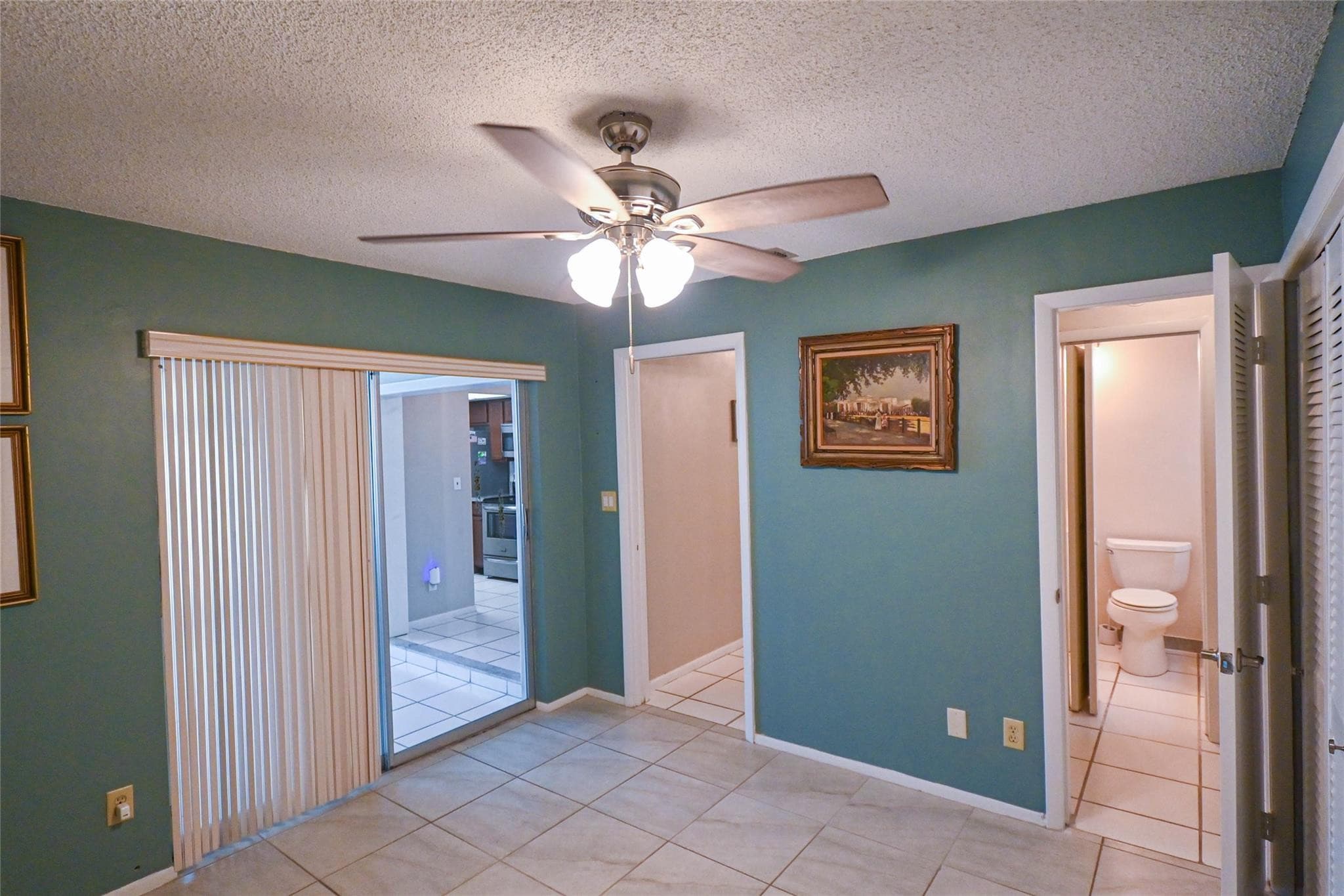 2741 W Golf Boulevard, Pompano Beach, FL 33064 — photo 9 of 15