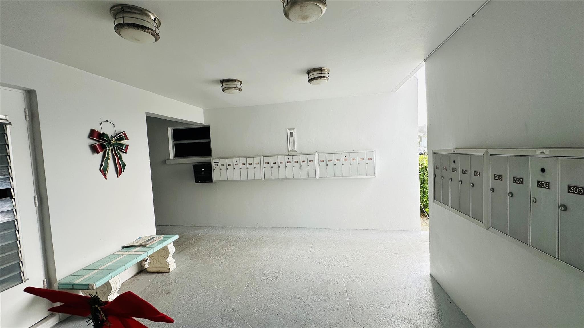 651 Pine Drive, Pompano Beach, FL 33060 — photo 37 of 40