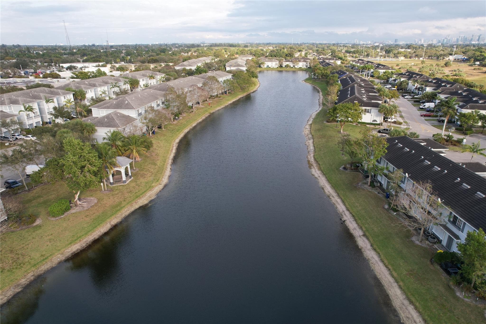 1421 NW 34th Way 1421, Lauderhill, FL 33311 — photo 29 of 32