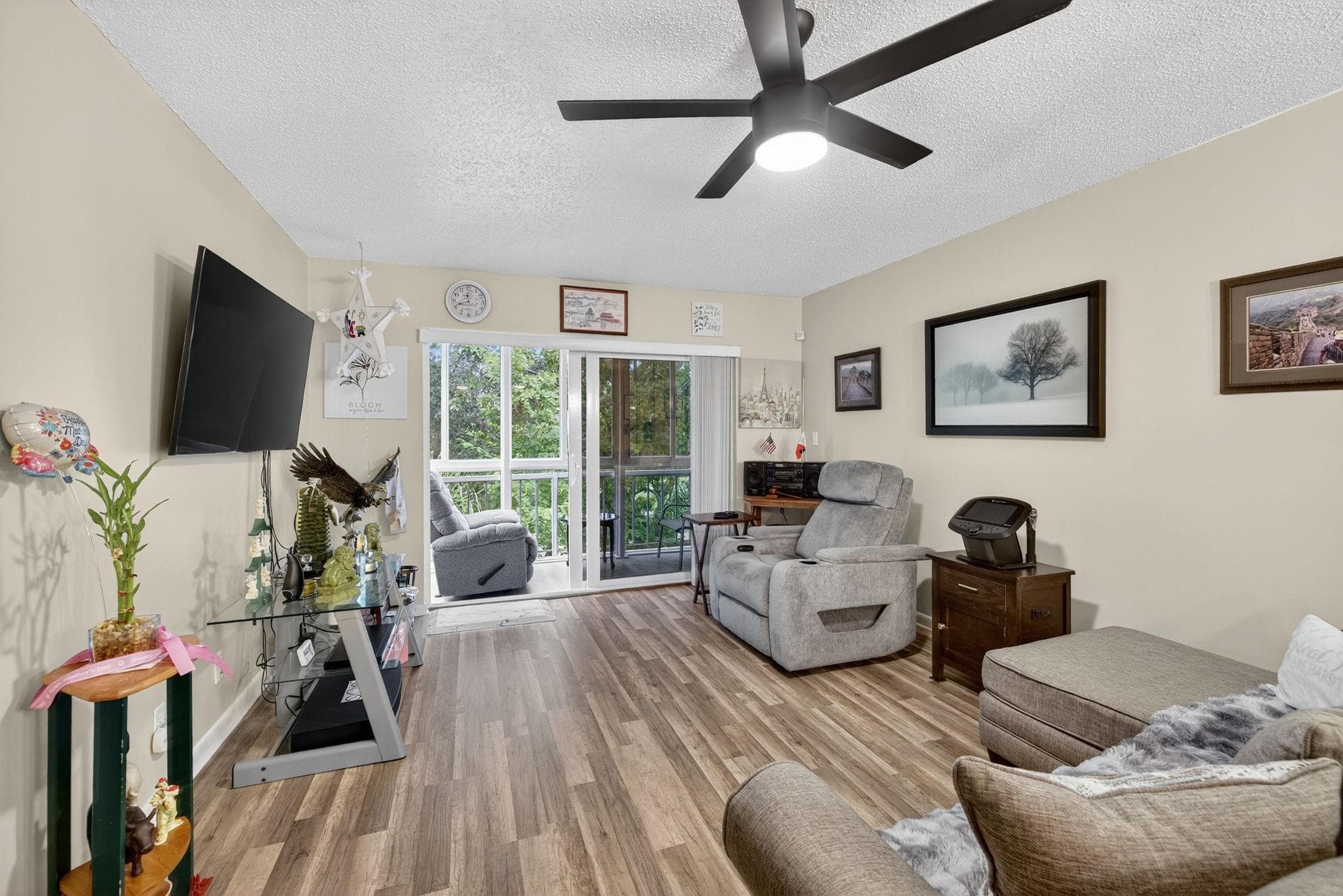 8400 Lagos De Campo Boulevard 303, Tamarac, FL 33321 — photo 4 of 20