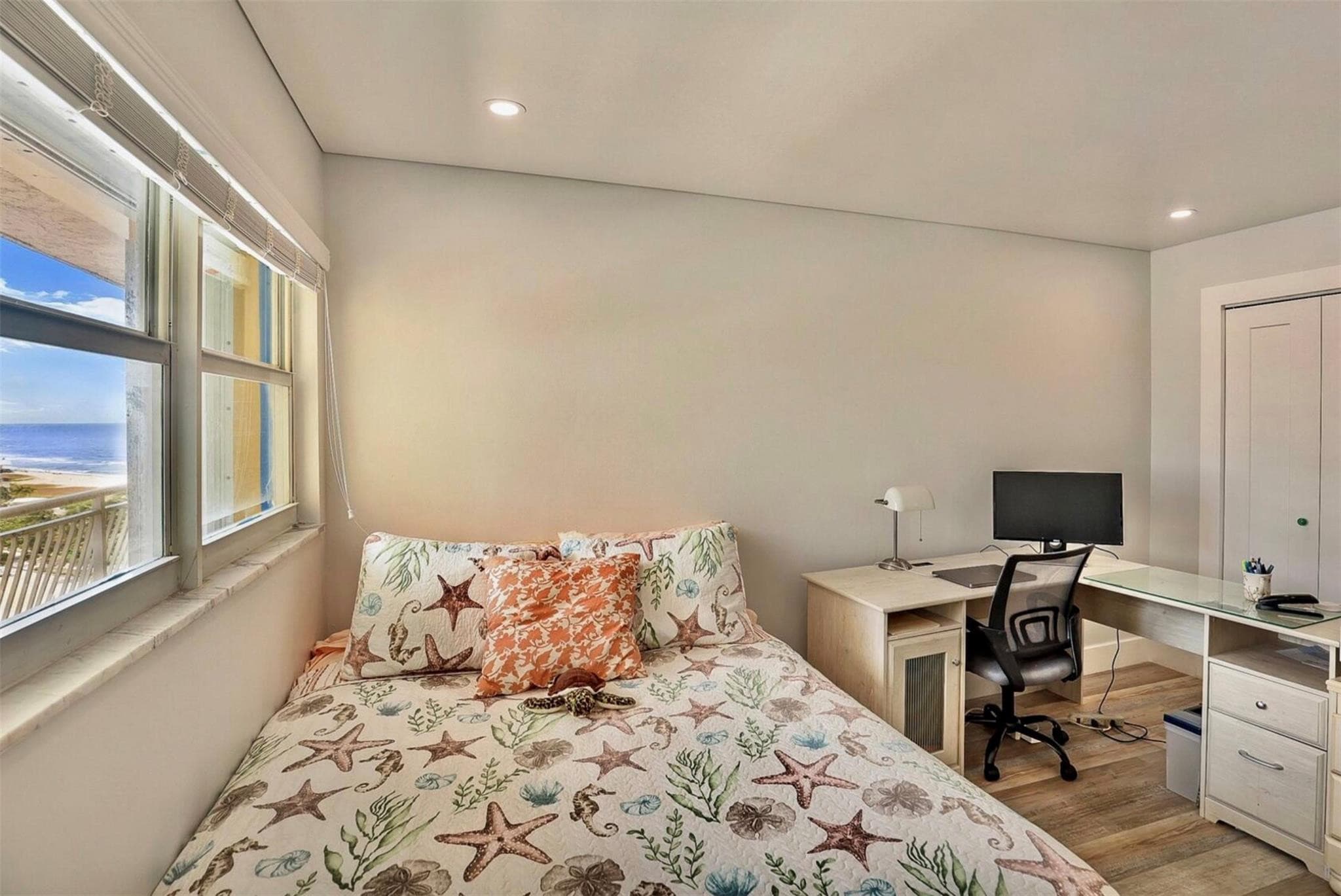 328 N Ocean Boulevard 1106, Pompano Beach, FL 33062 — photo 11 of 30