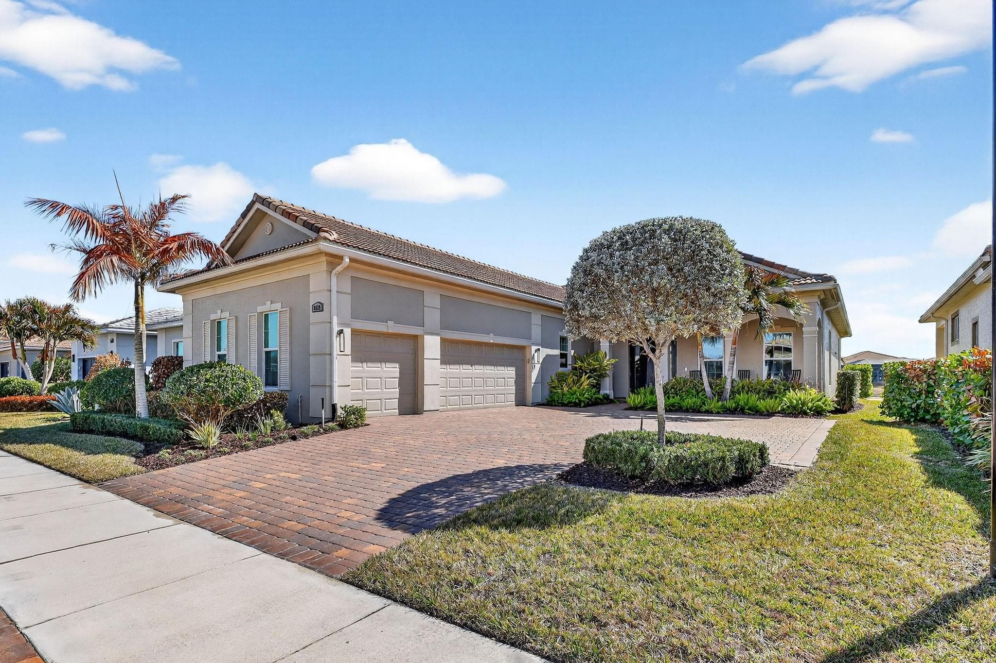 8639 SW Flutto Way, Port St. Lucie, FL 34987 — photo 3 of 100