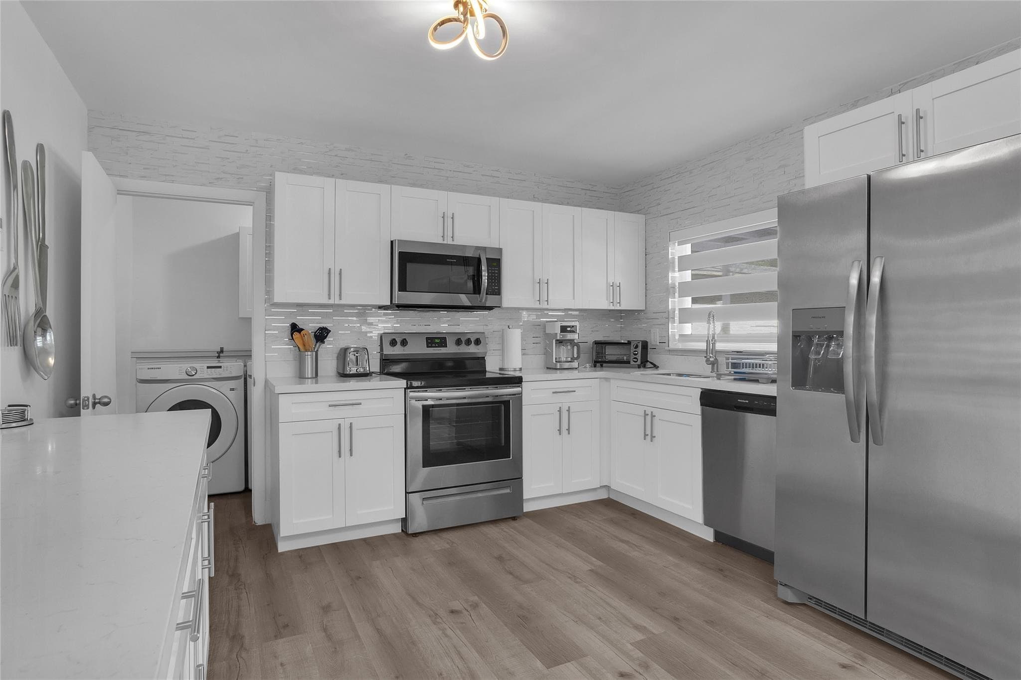 5311 Pierce Street, Hollywood, FL 33021 — photo 11 of 52