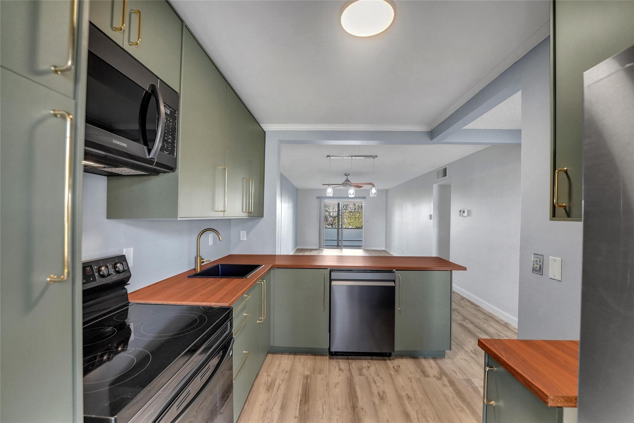 2800 NE 14th St Causeway 110, Pompano Beach, FL 33062 — photo 2 of 32