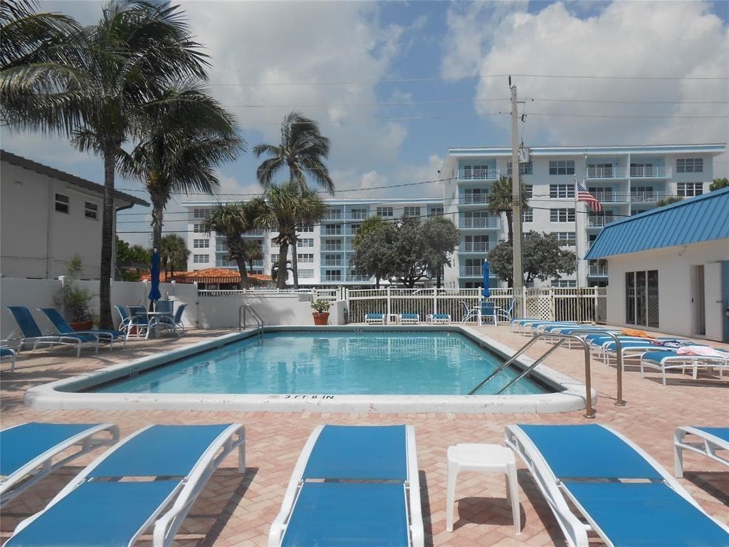 4540 N Ocean Drive 210, Lauderdale-By-The-Sea, FL 33308 — photo 1 of 40