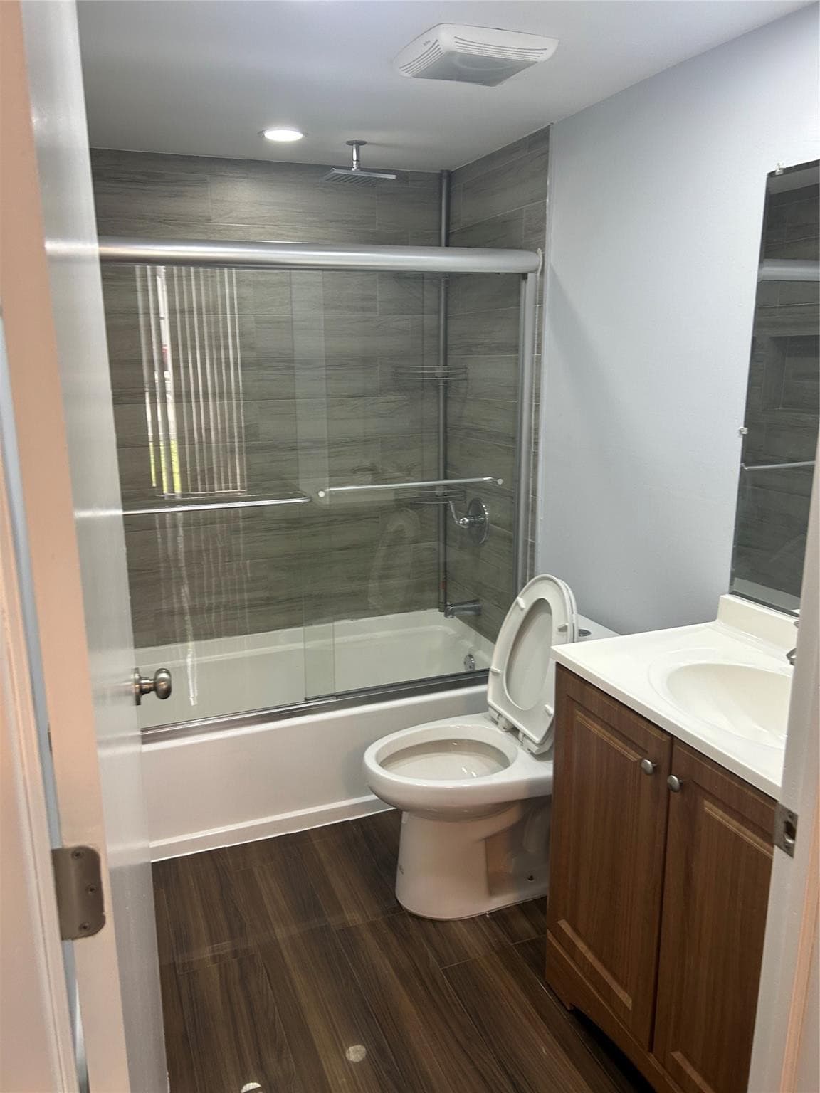 7035 NW 186th Street D-111, Hialeah, FL 33015 — photo 10 of 16