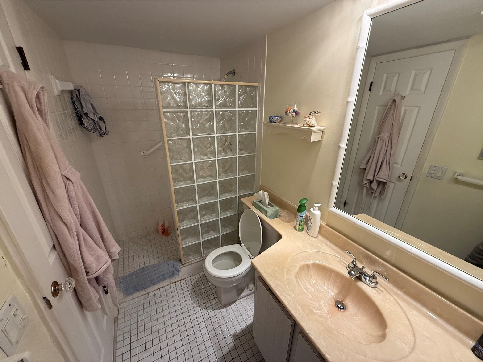 425 SE 11th Terrace 302, Dania Beach, FL 33004 — photo 13 of 33