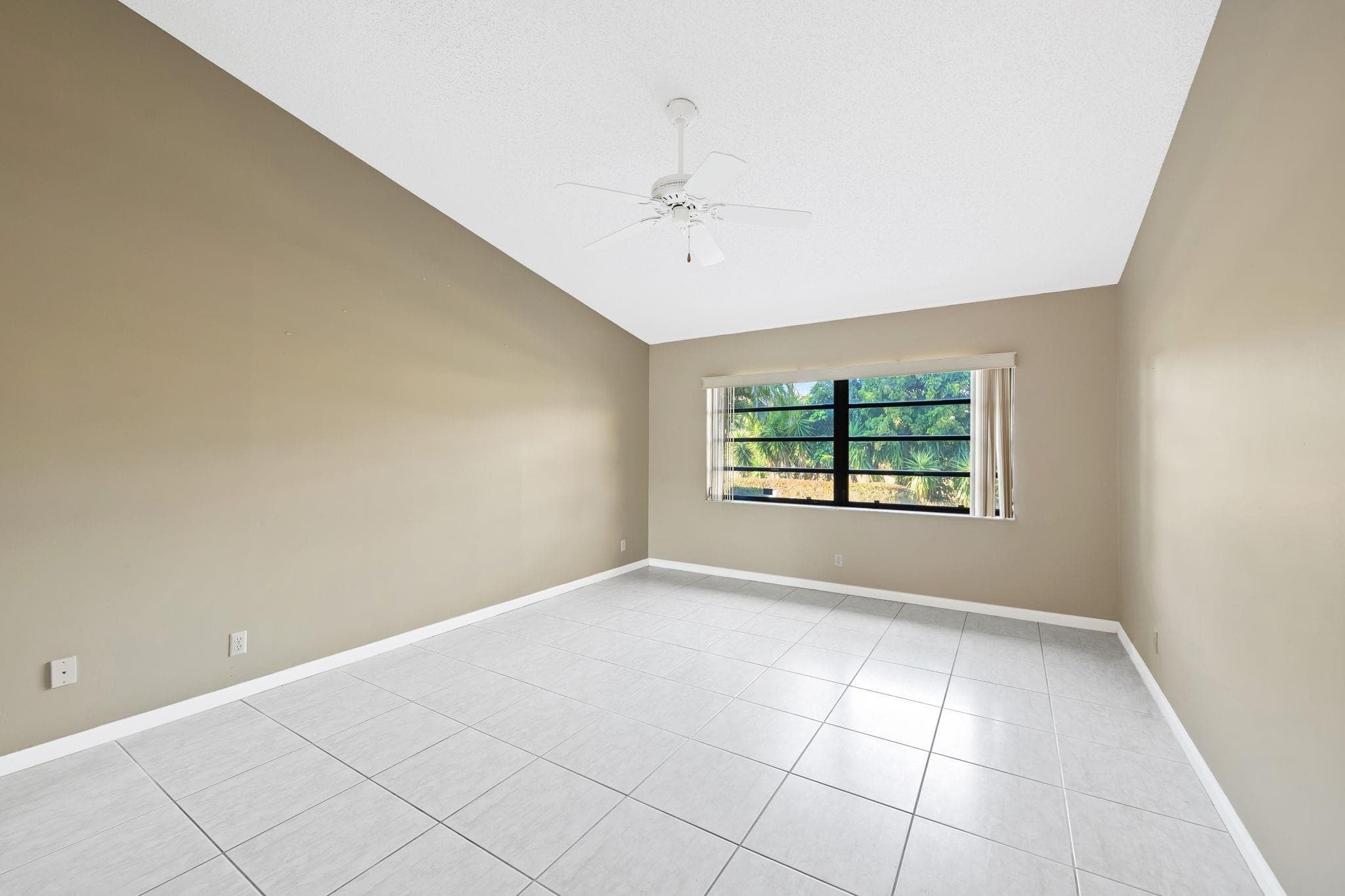 6053 Petaluma Drive, Boca Raton, FL 33433 — photo 20 of 33