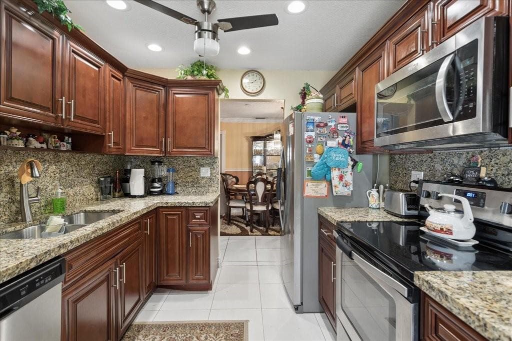 4290 NW 49th Terrace, Lauderdale Lakes, FL 33319 — photo 9 of 20