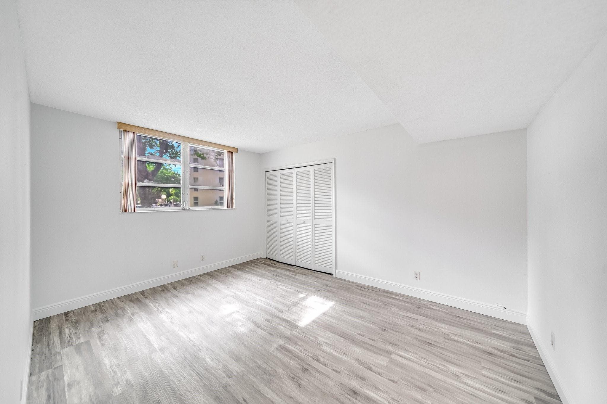 2601 S Course Drive 111, Pompano Beach, FL 33069 — photo 20 of 46