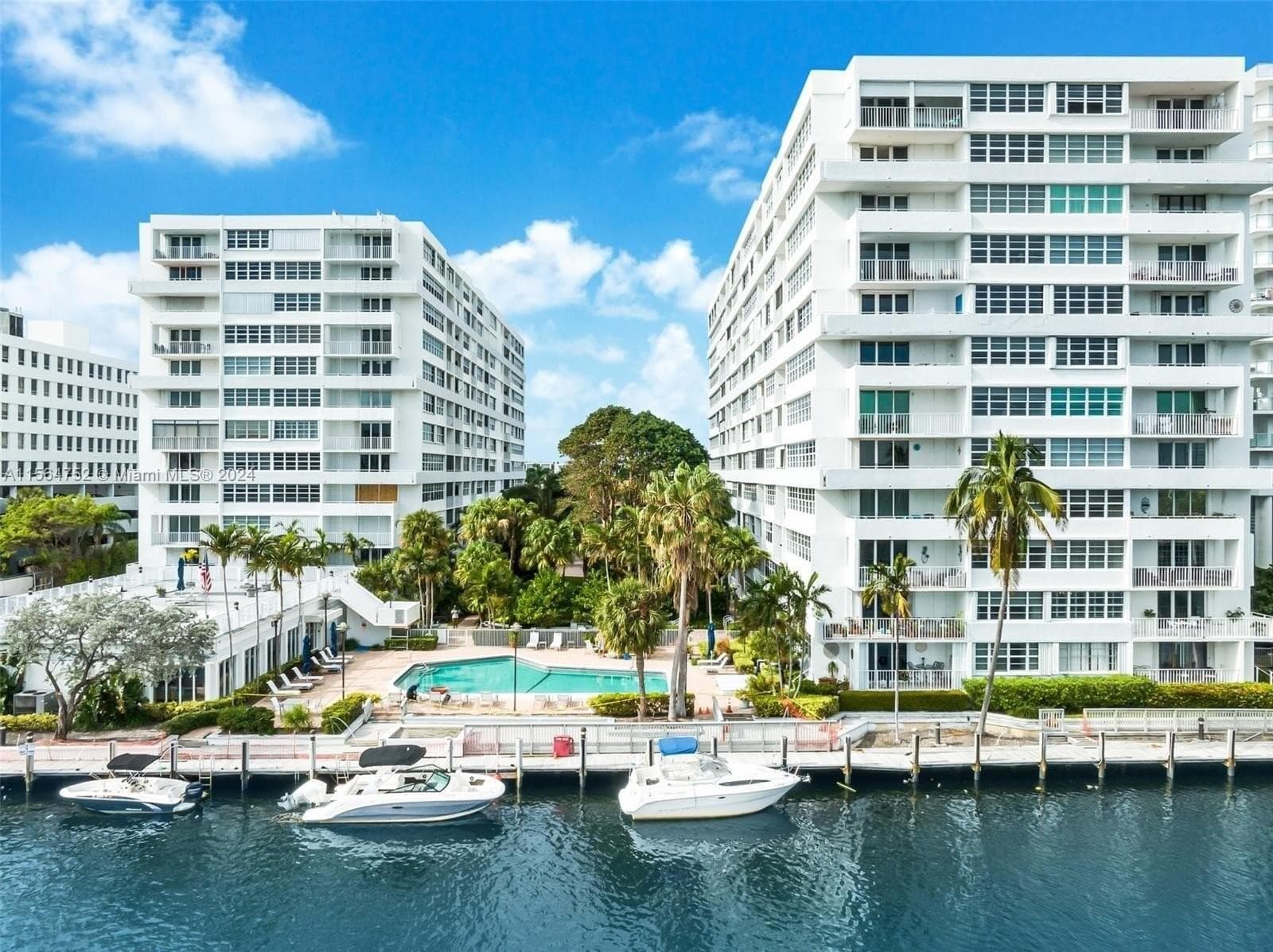 1160 N Federal Highway 1118, Fort Lauderdale, FL 33304 — photo 2 of 12