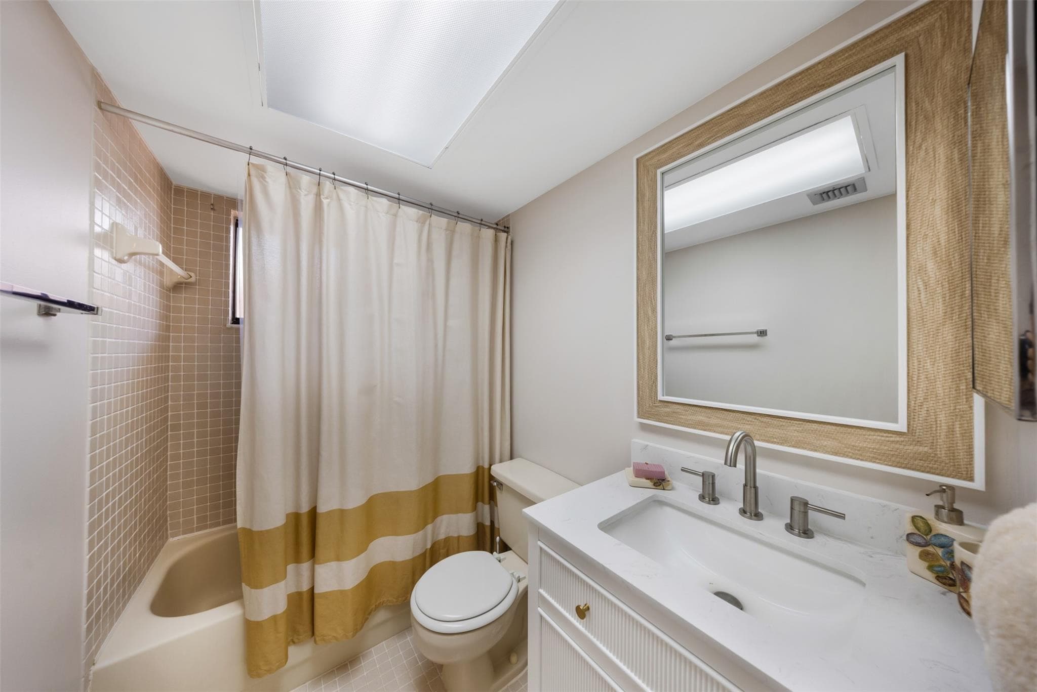 5250 Las Verdes Circle 317, Delray Beach, FL 33484 — photo 11 of 24
