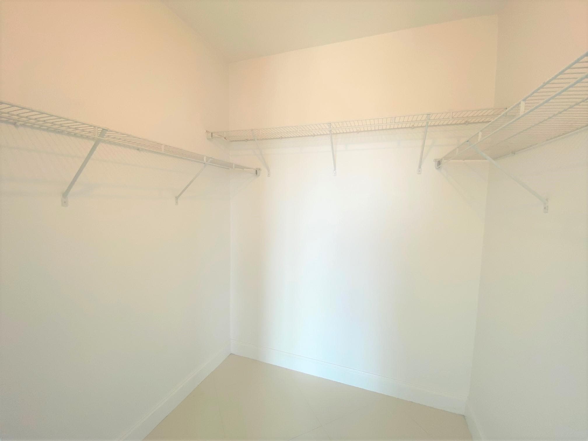 185 SW 7th Street 3708, Miami, FL 33130 — photo 16 of 19