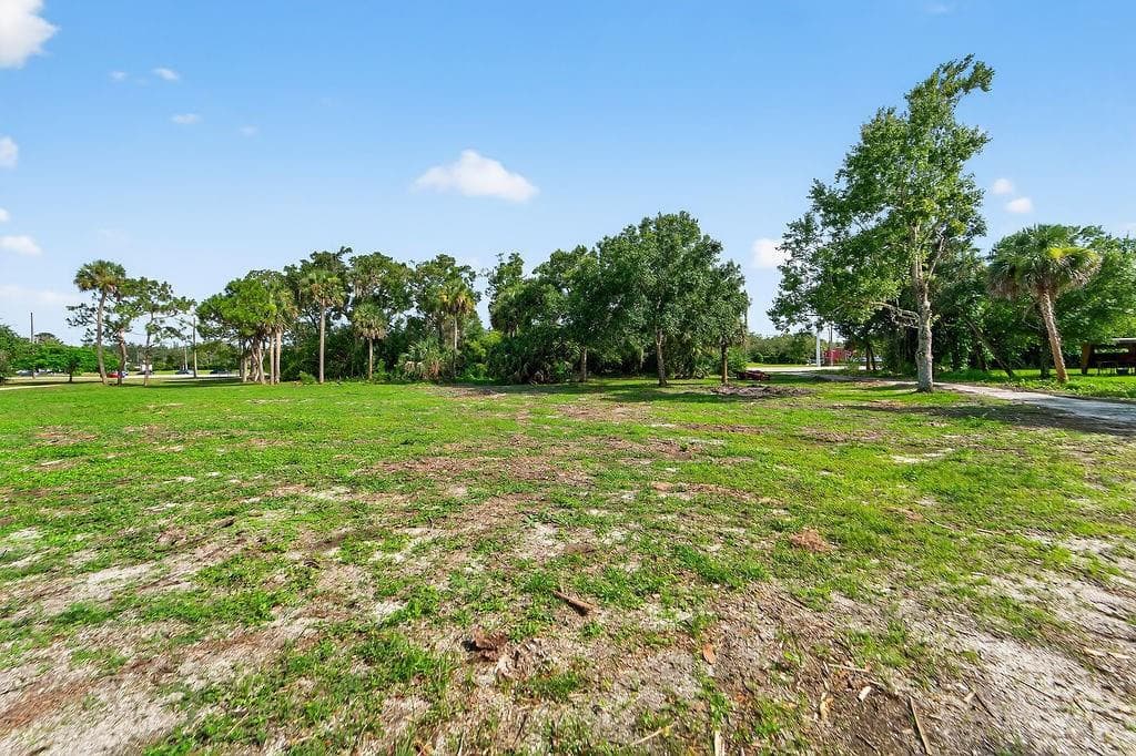 5240 20th Street, Vero Beach, FL 32966 — photo 65 of 83