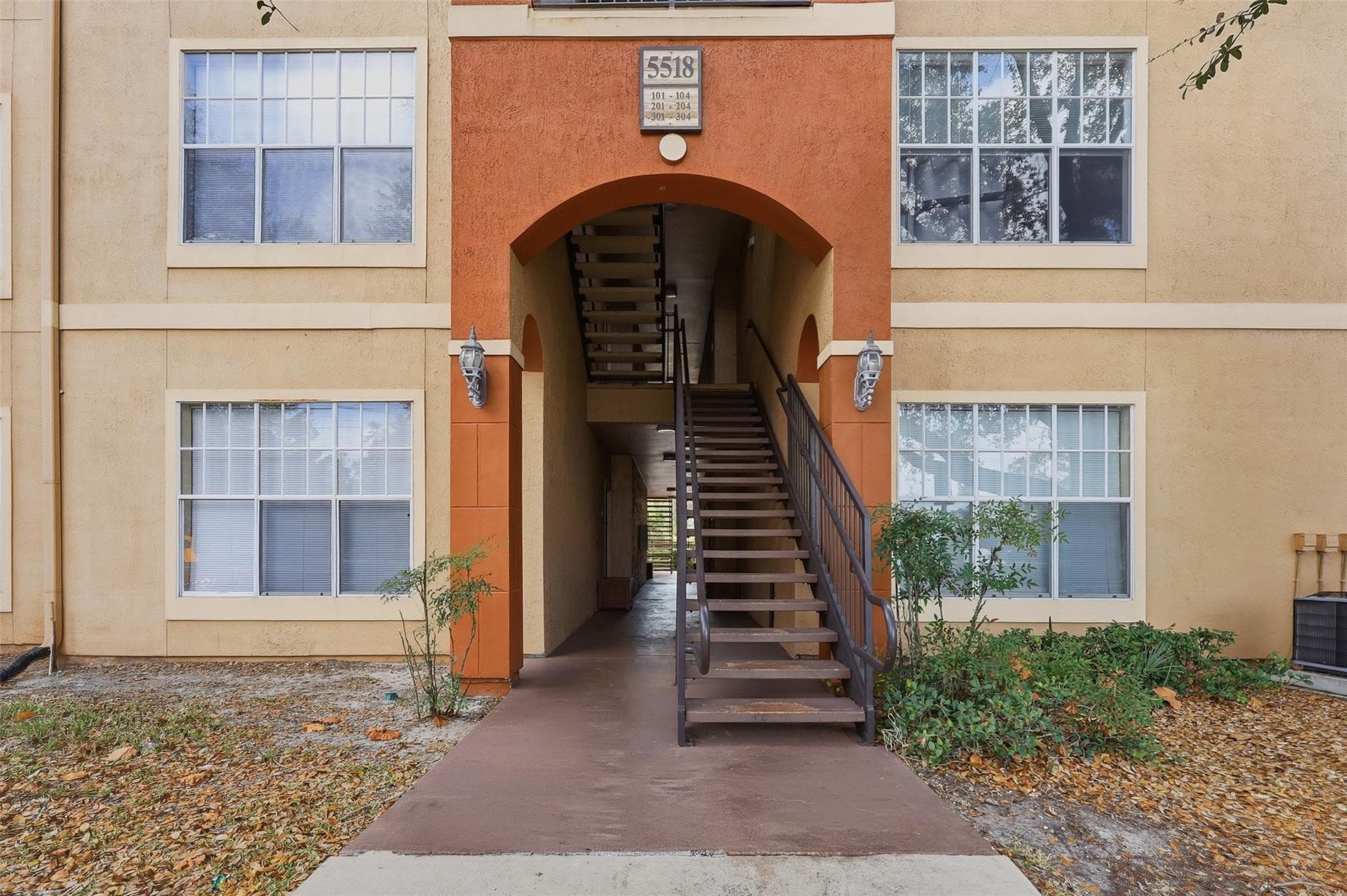 5518 Metrowest Boulevard 11-104, Orlando, FL 32811 — photo 4 of 20