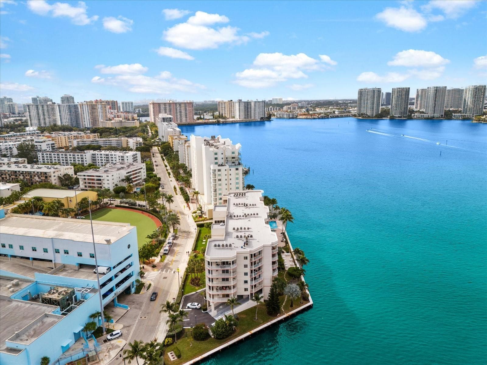 18260 N Bay Road 304, Sunny Isles Beach, FL 33160 — photo 41 of 53