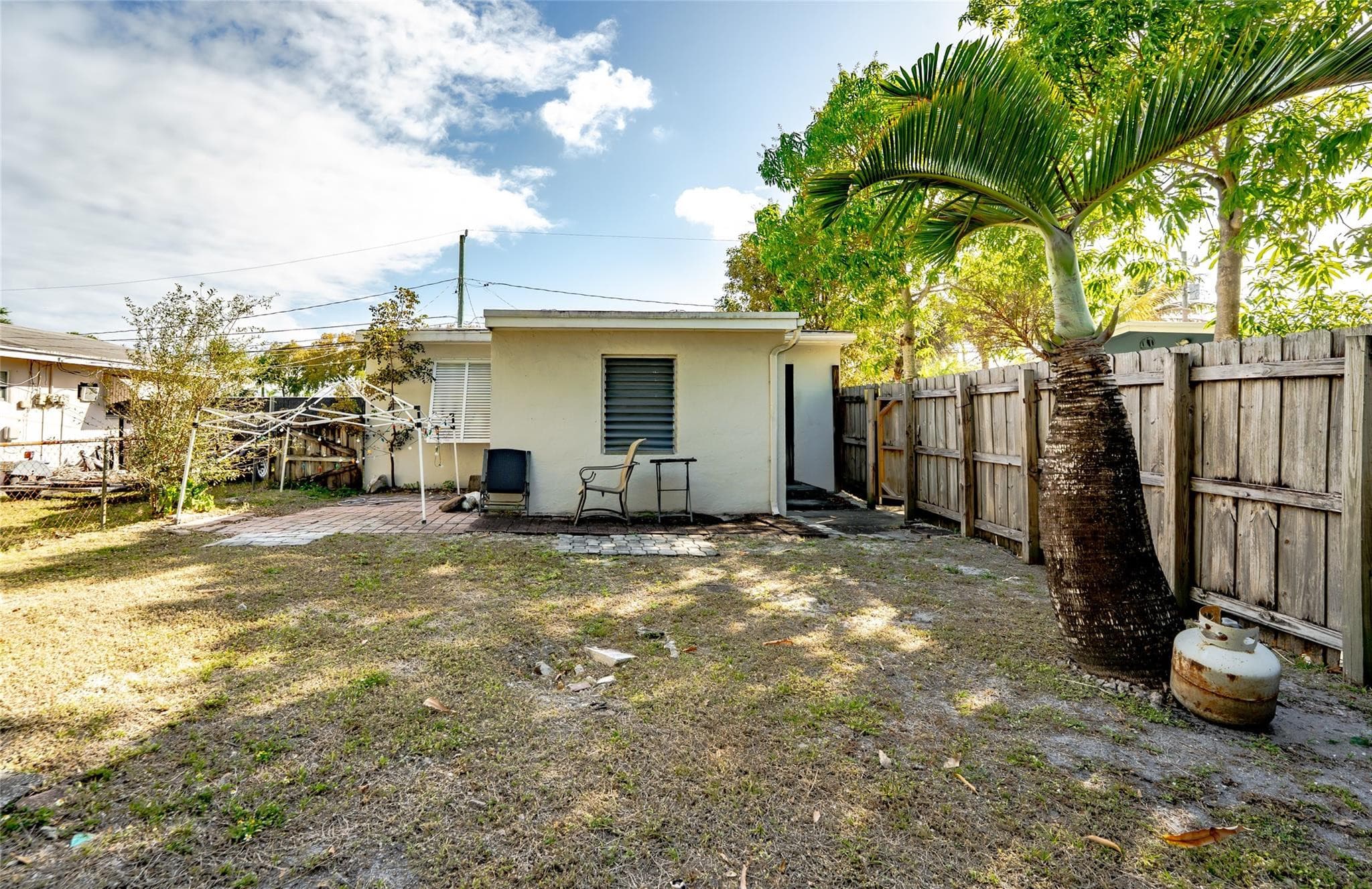 659 NE 32nd Street, Oakland Park, FL 33334 — photo 32 of 38