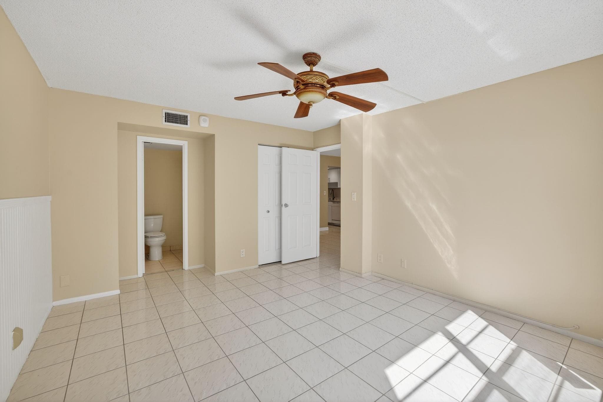 4898 NW 29th Court 315, Lauderdale Lakes, FL 33313 — photo 37 of 65