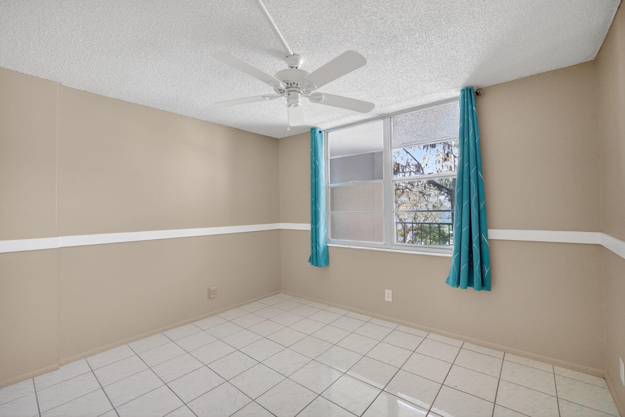 4898 NW 29th Court 315, Lauderdale Lakes, FL 33313 — photo 44 of 65