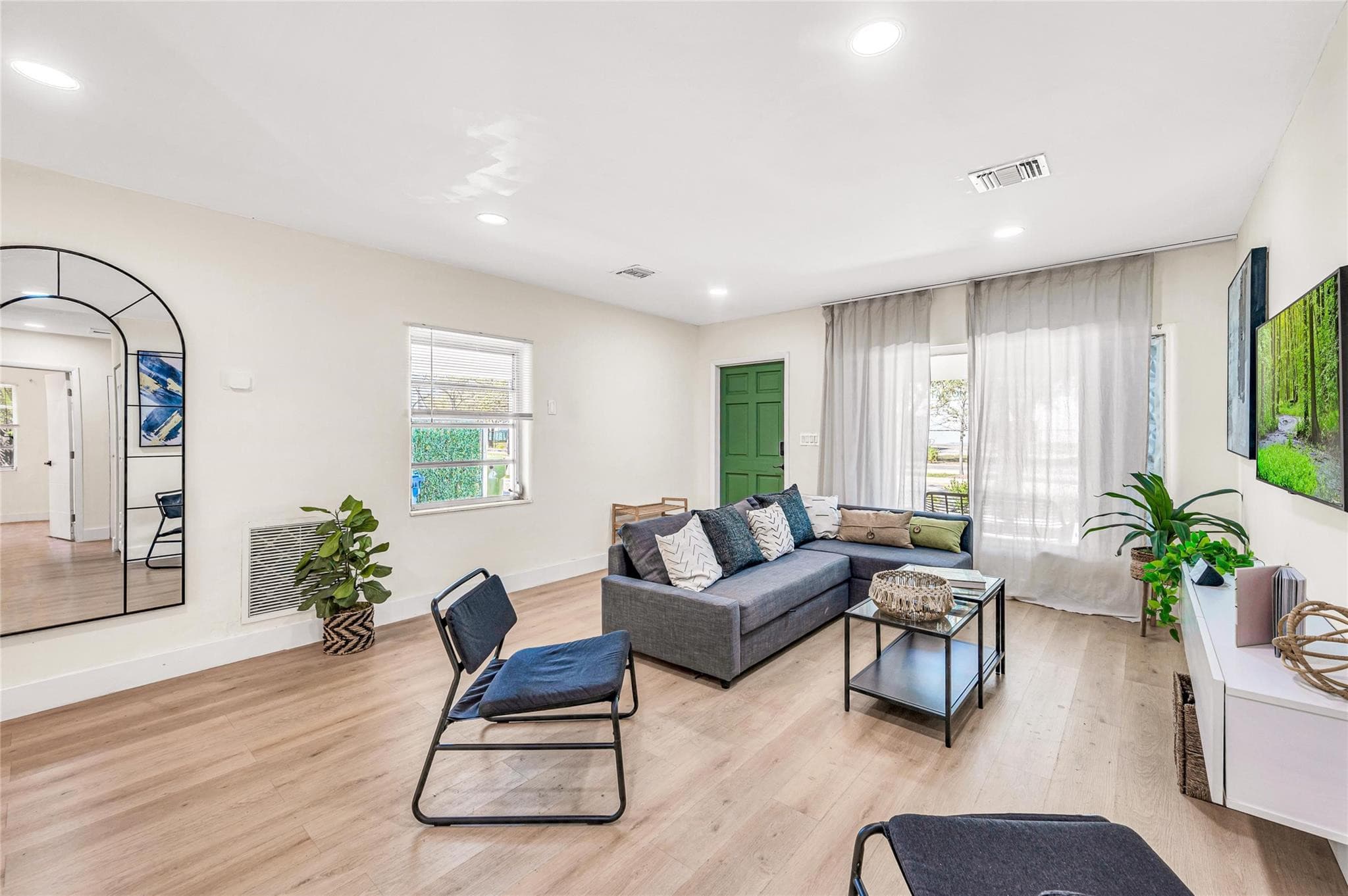 1760 NE 13th Street, Fort Lauderdale, FL 33304 — photo 5 of 30