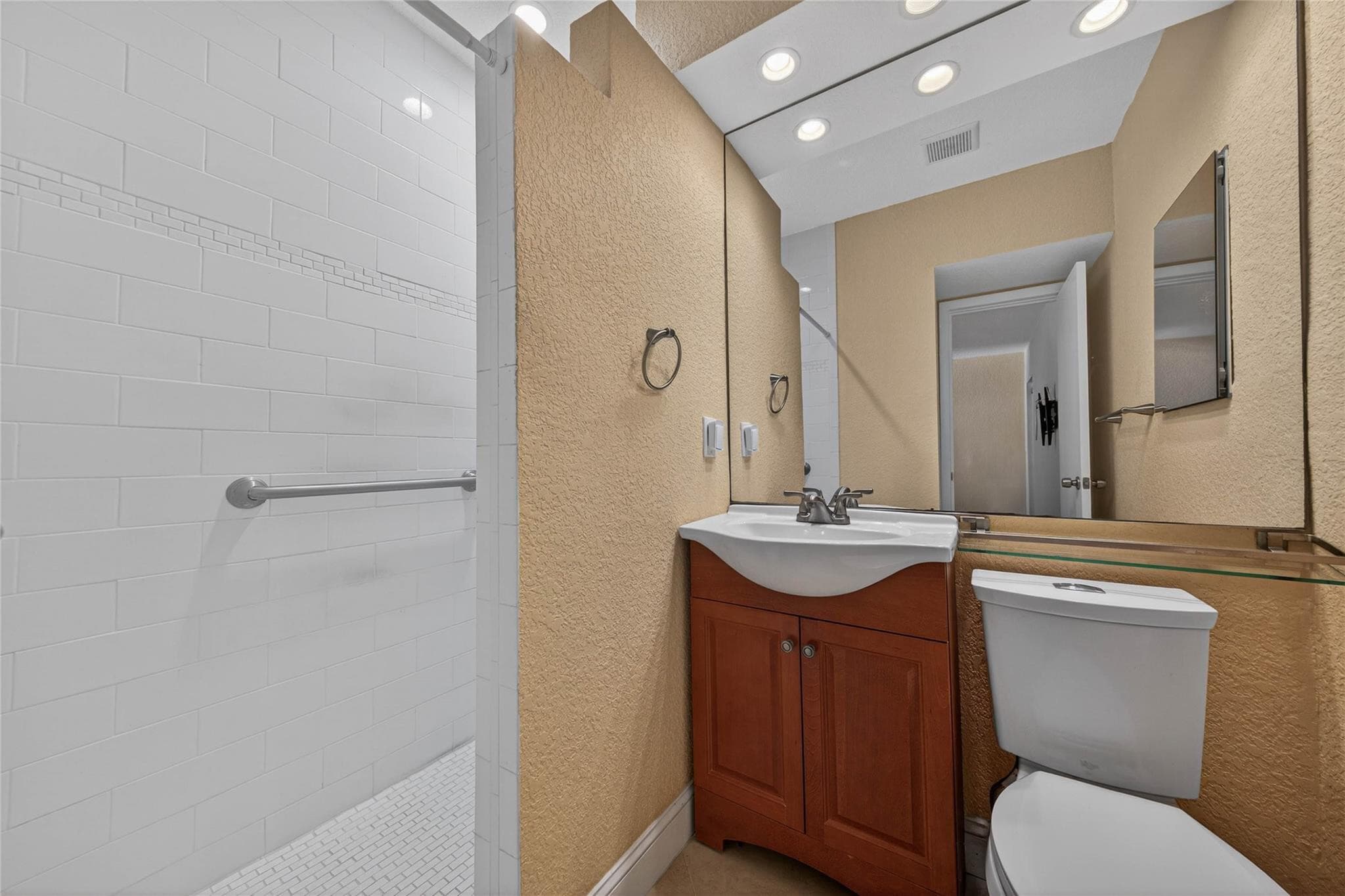 258 Basin Drive, Lauderdale-By-The-Sea, FL 33308 — photo 57 of 76