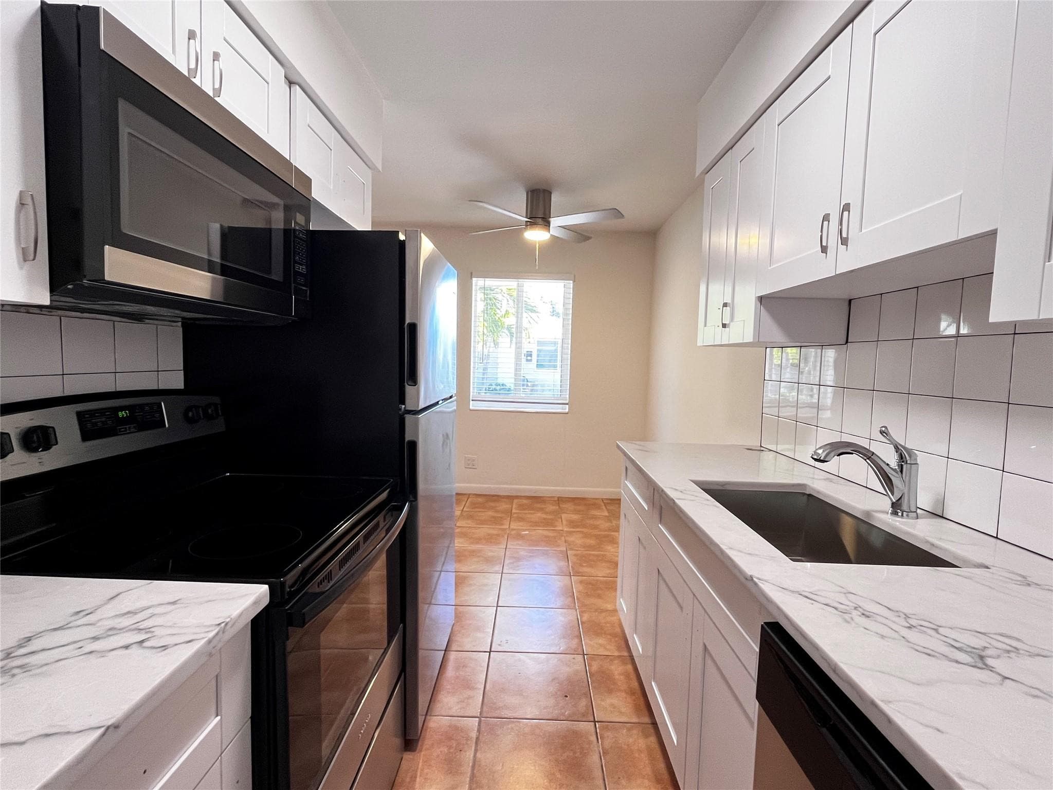 1440 Miami Road 3, Fort Lauderdale, FL 33316 — photo 7 of 18