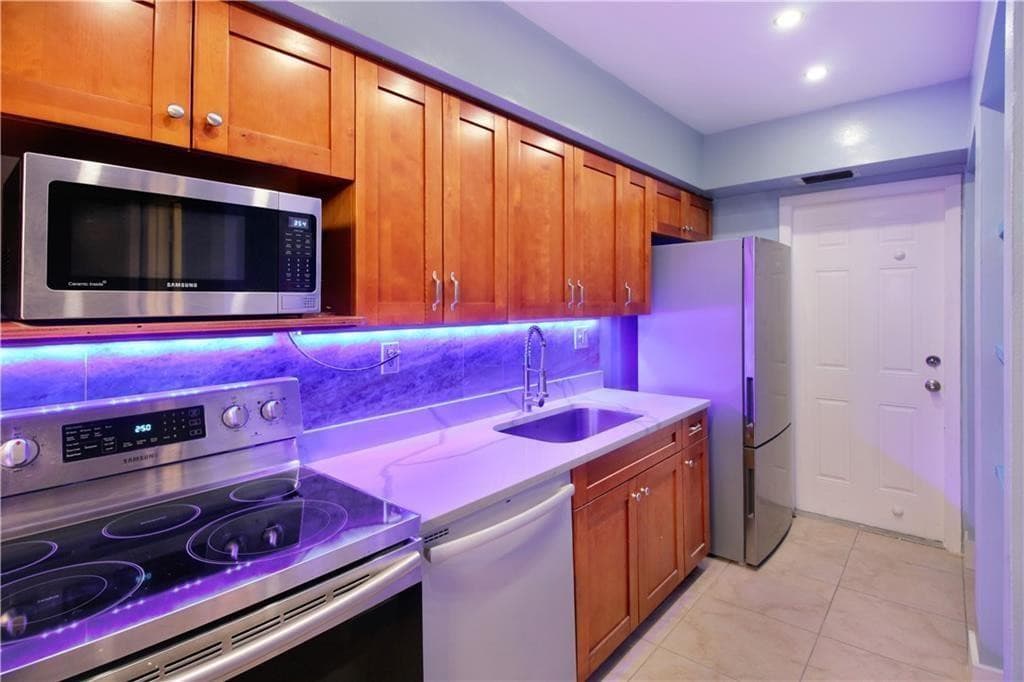 4087 Coral Springs Drive 2, Coral Springs, FL 33065 — photo 29 of 32
