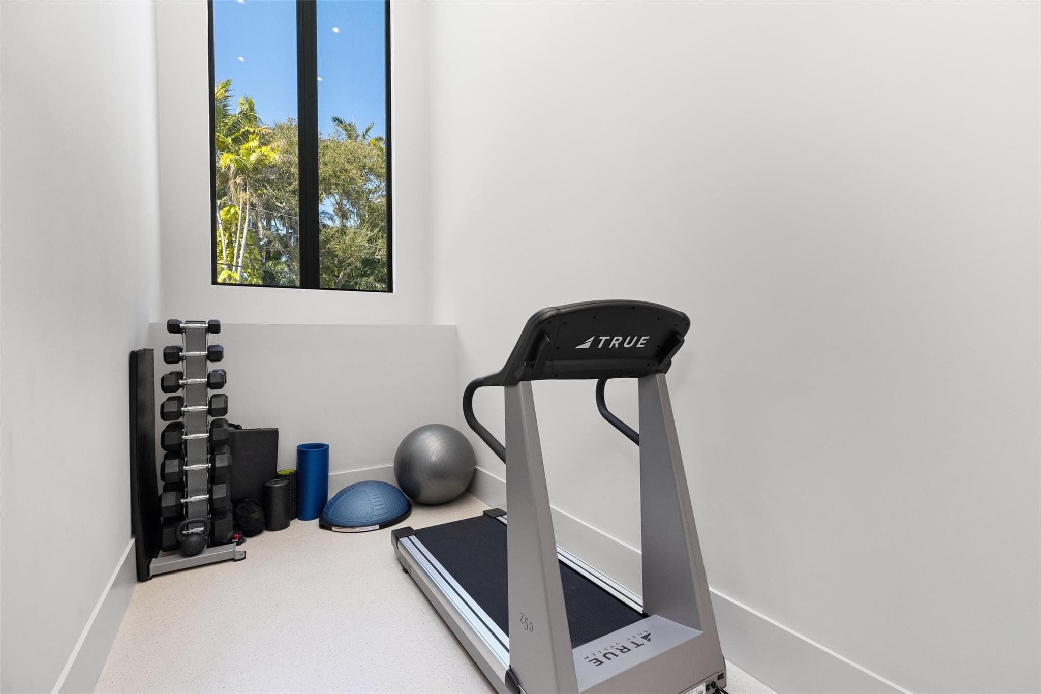 816 Riviera Isle Drive, Fort Lauderdale, FL 33301 — photo 47 of 83