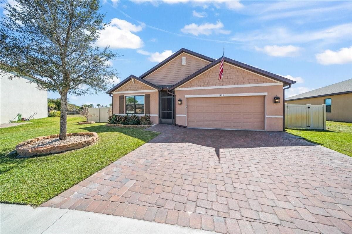 7499 Tourmaline, Grant Valkaria, FL 32949 — photo 2 of 40