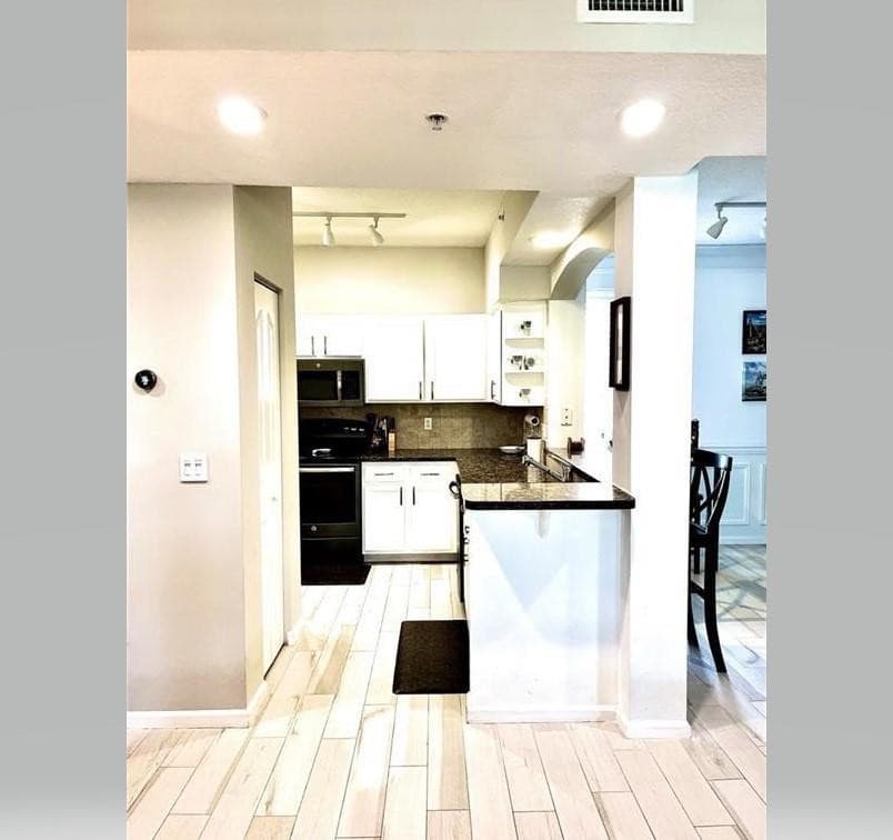 275 Murcia Drive 308, Jupiter, FL 33458 — photo 4 of 19