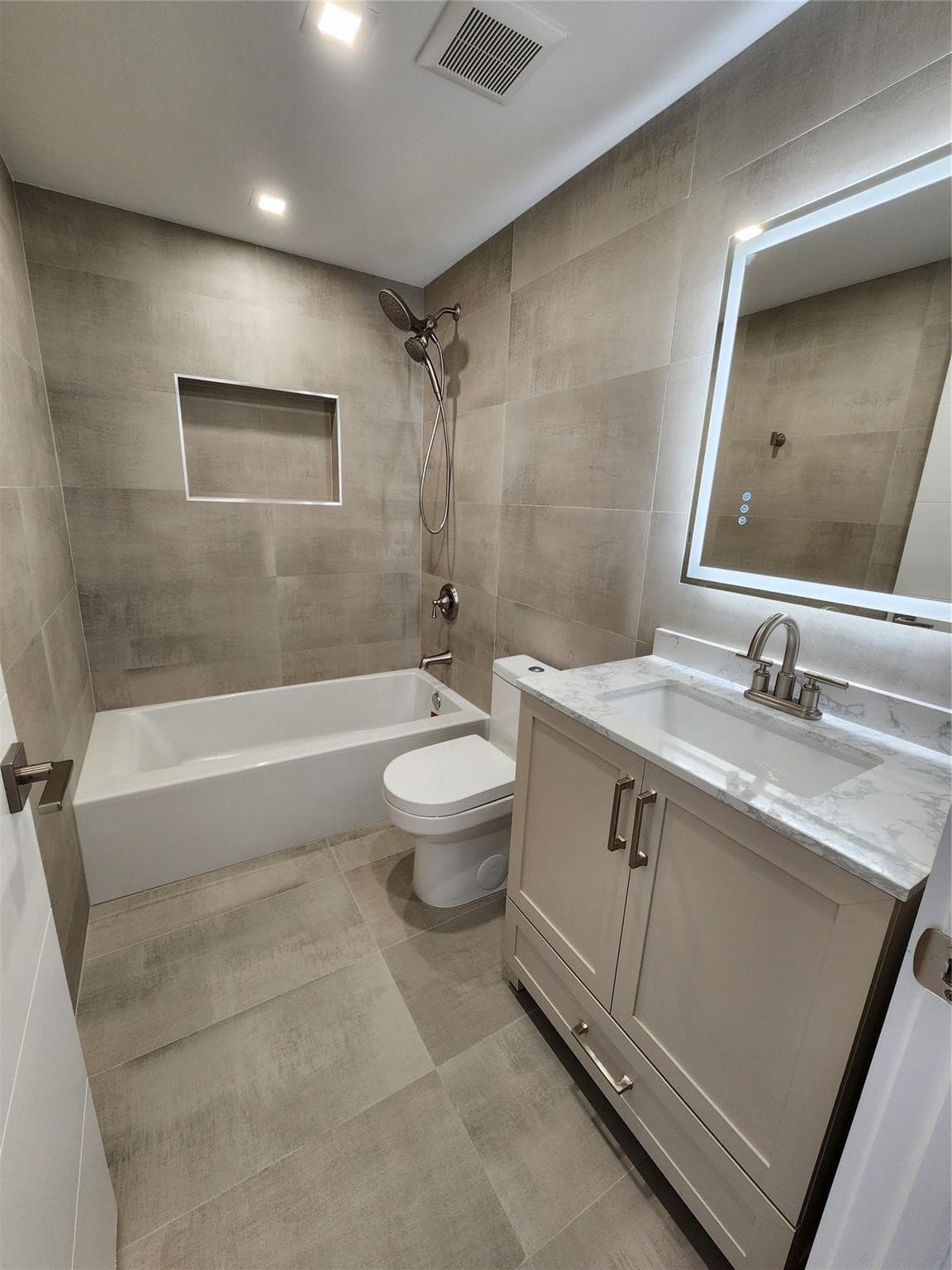 1720 Harrison Street 16b, Hollywood, FL 33020 — photo 25 of 39