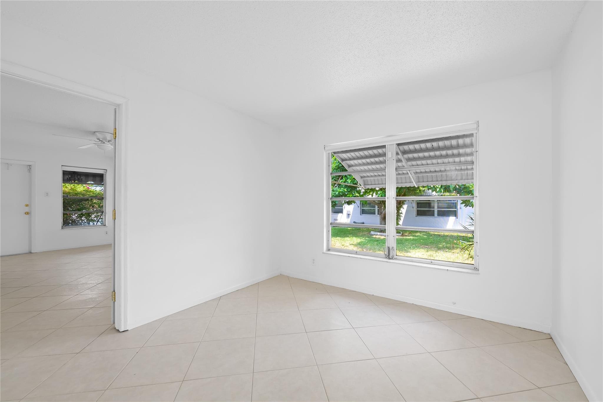 7005 NW 11th Street, Margate, FL 33063 — photo 15 of 32