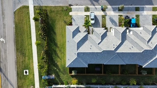 4611 NW 118th Avenue, Coral Springs, FL 33076 — photo 6 of 15