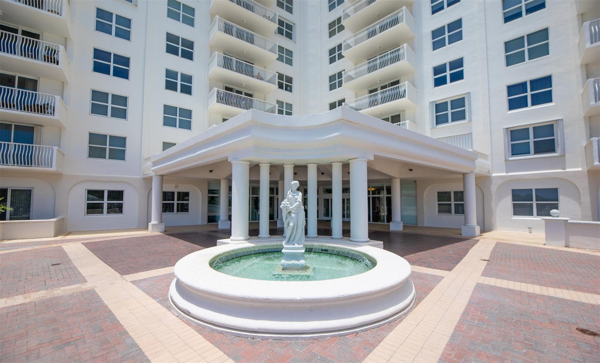 1 Las Olas Circle 404, Fort Lauderdale, FL 33316 — photo 35 of 70