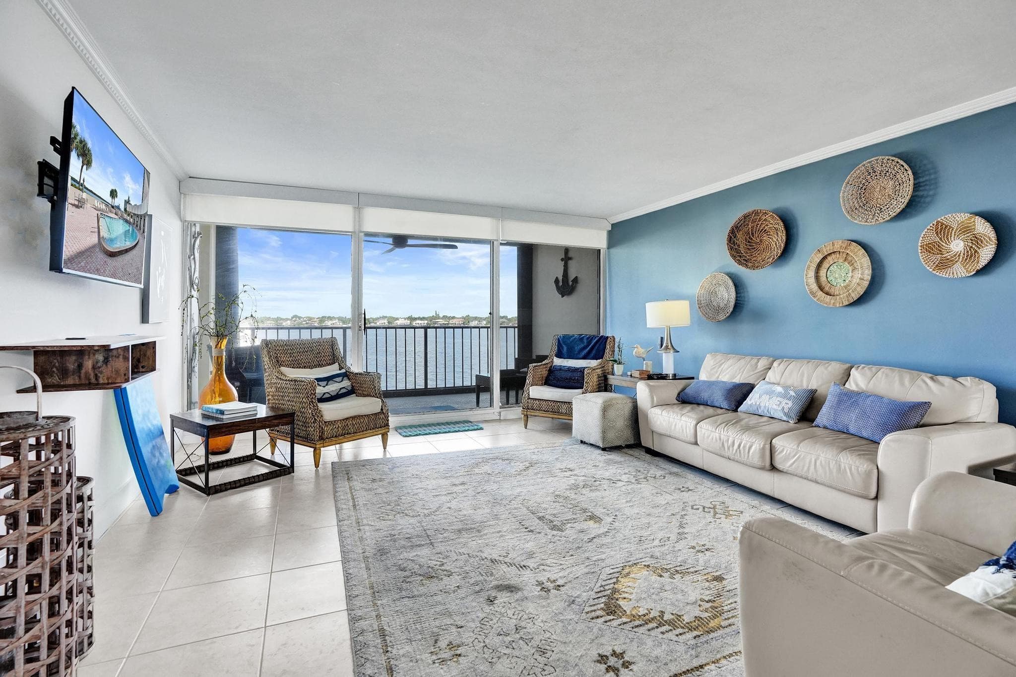 132 Lakeshore Drive 317, North Palm Beach, FL 33408 — photo 2 of 37
