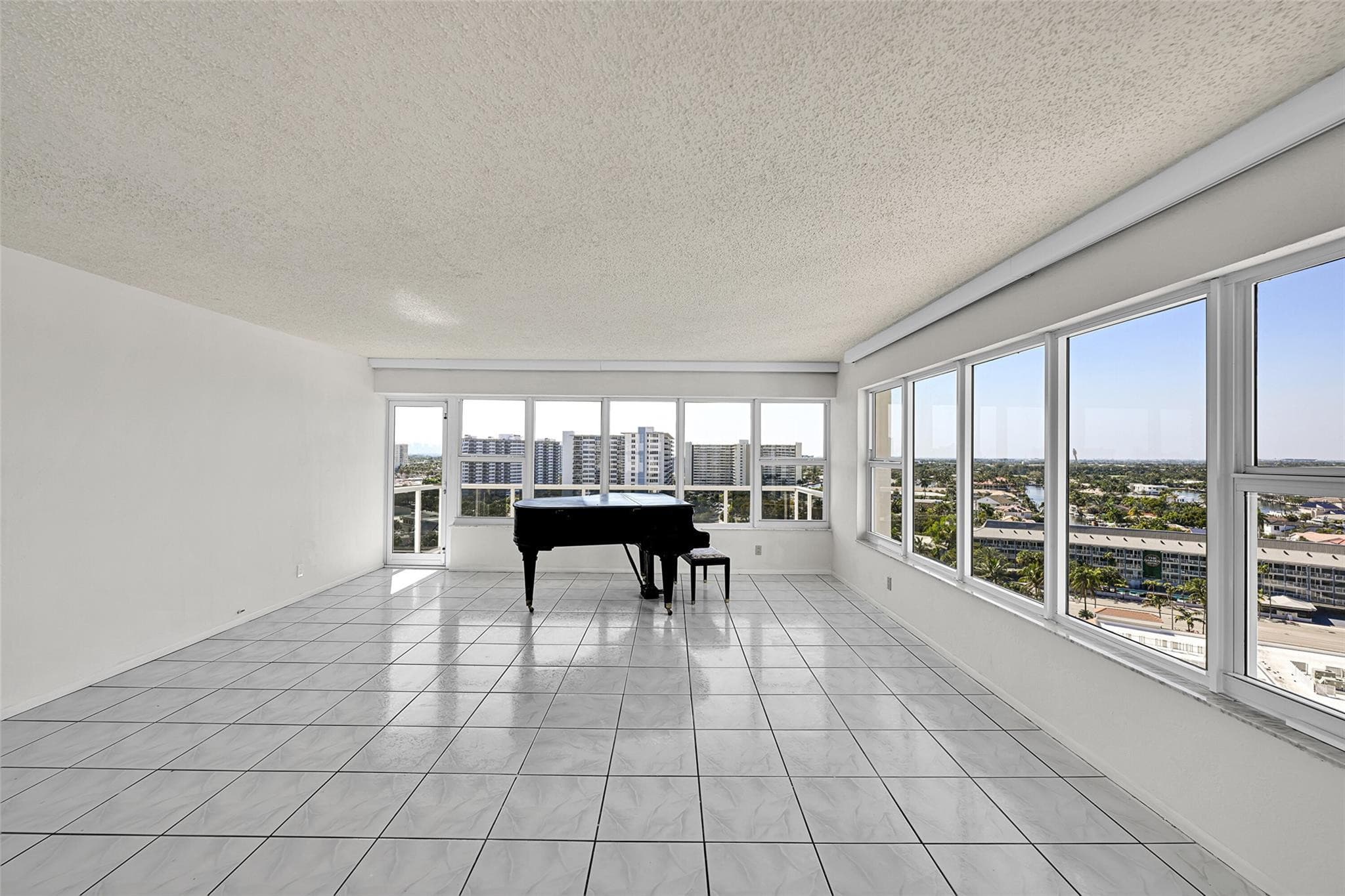 3700 Galt Ocean Drive 1215, Fort Lauderdale, FL 33308 — photo 4 of 32